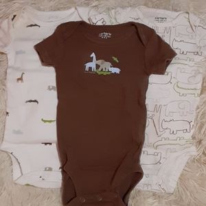 Carter's newborn onesies (lot of 3) 🦏🐘🐊🦛